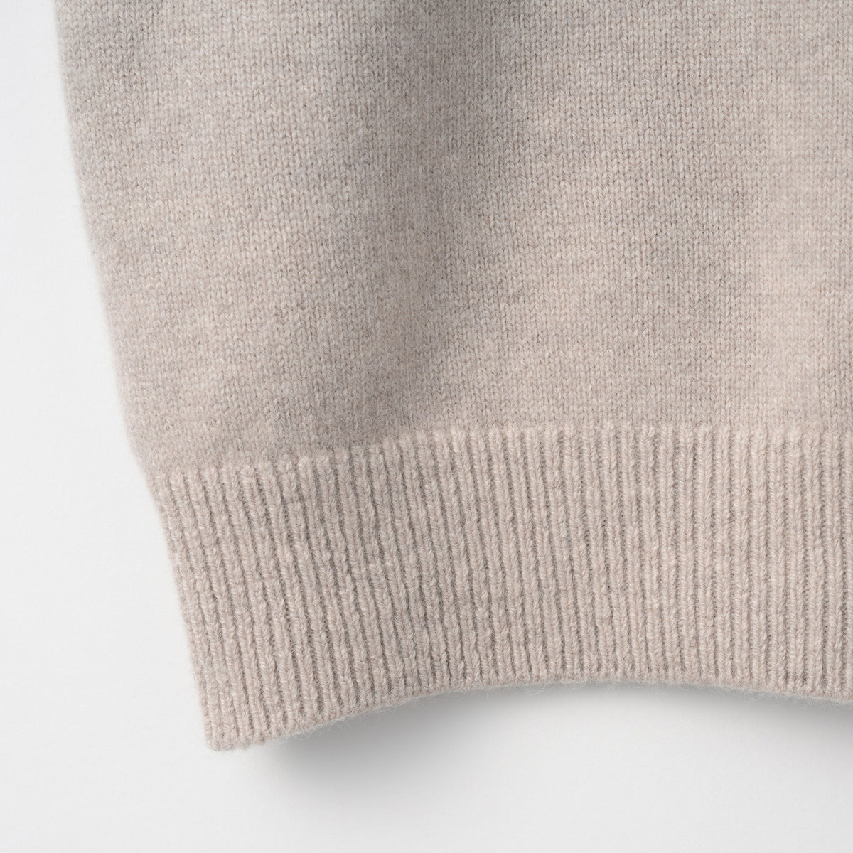 CASHMERE SILK WOOL TURTLENECK